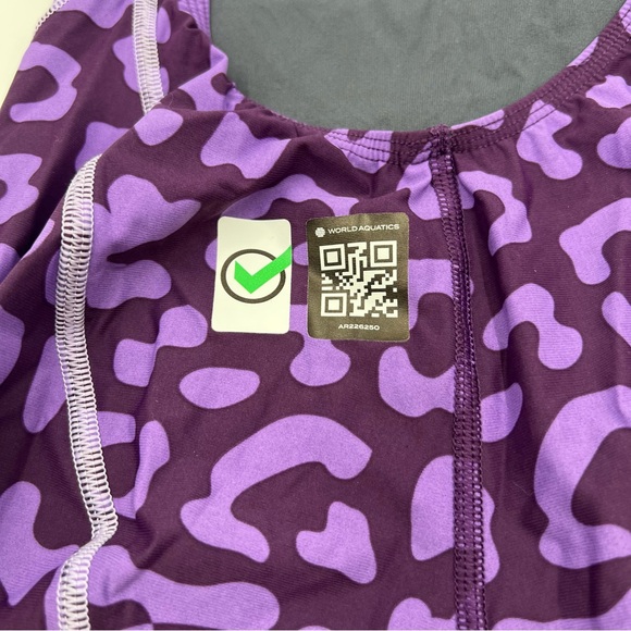 Arena Powerskin ST Next open back size 34 purple and lilac leopard. retail $460 - Picture 5 of 10